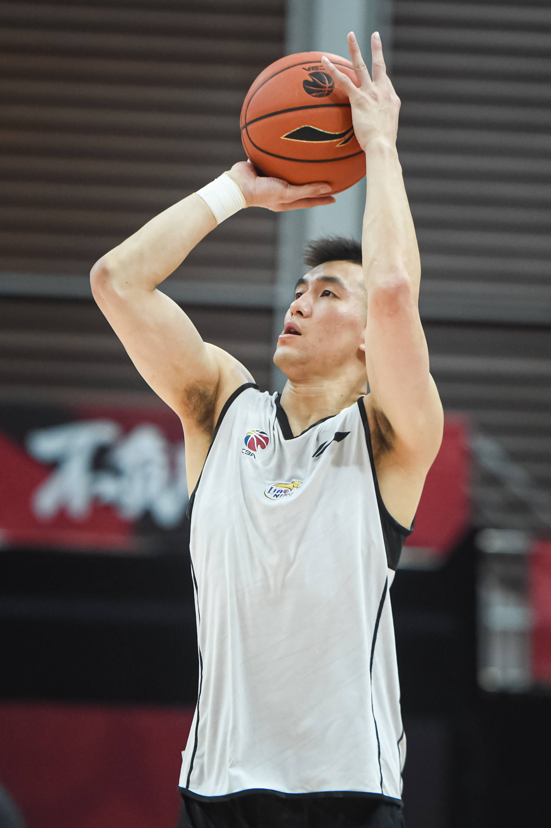 牵走 牵走